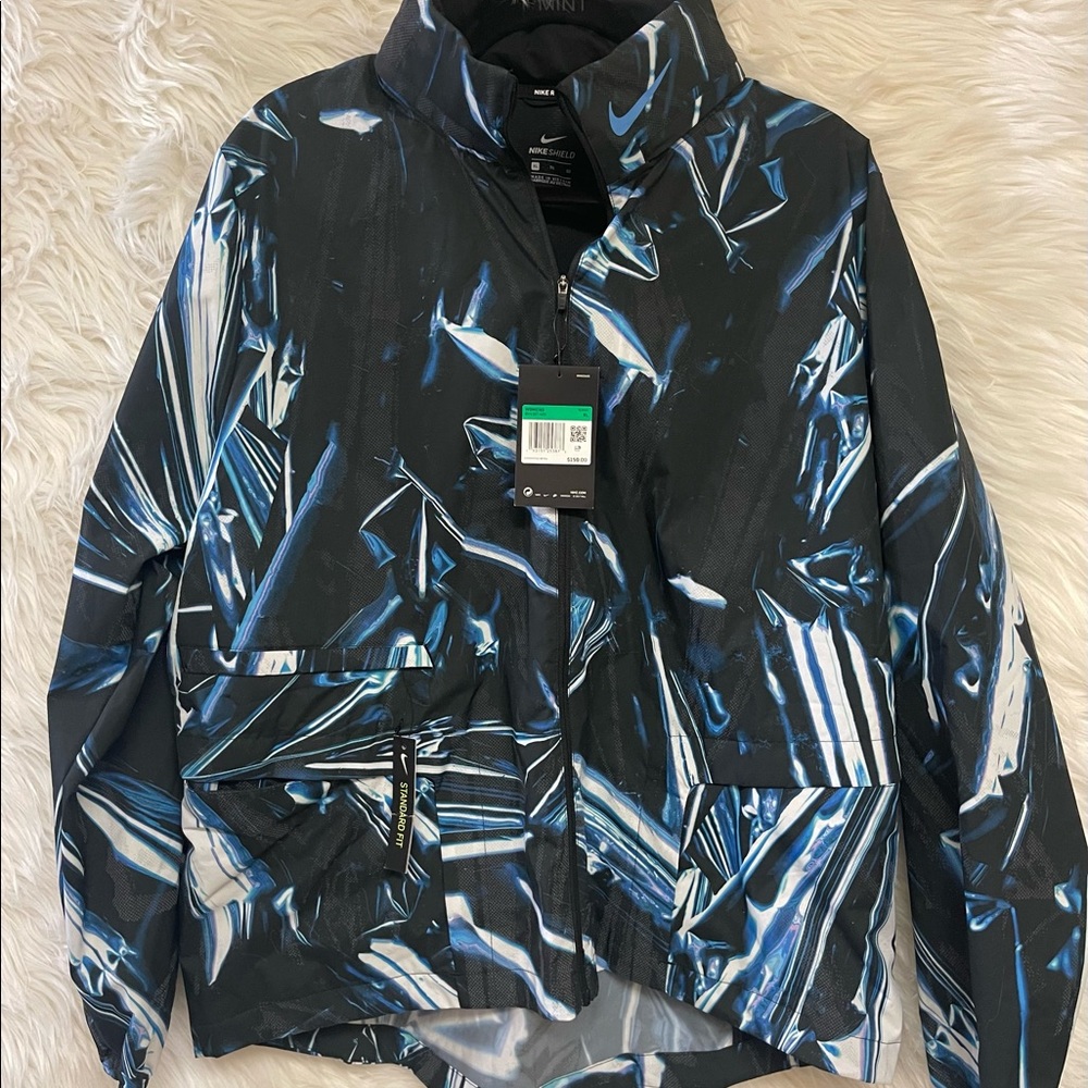 Nike SHIELD Women's Full-Zip Running Jacket - Picture 2 of 7